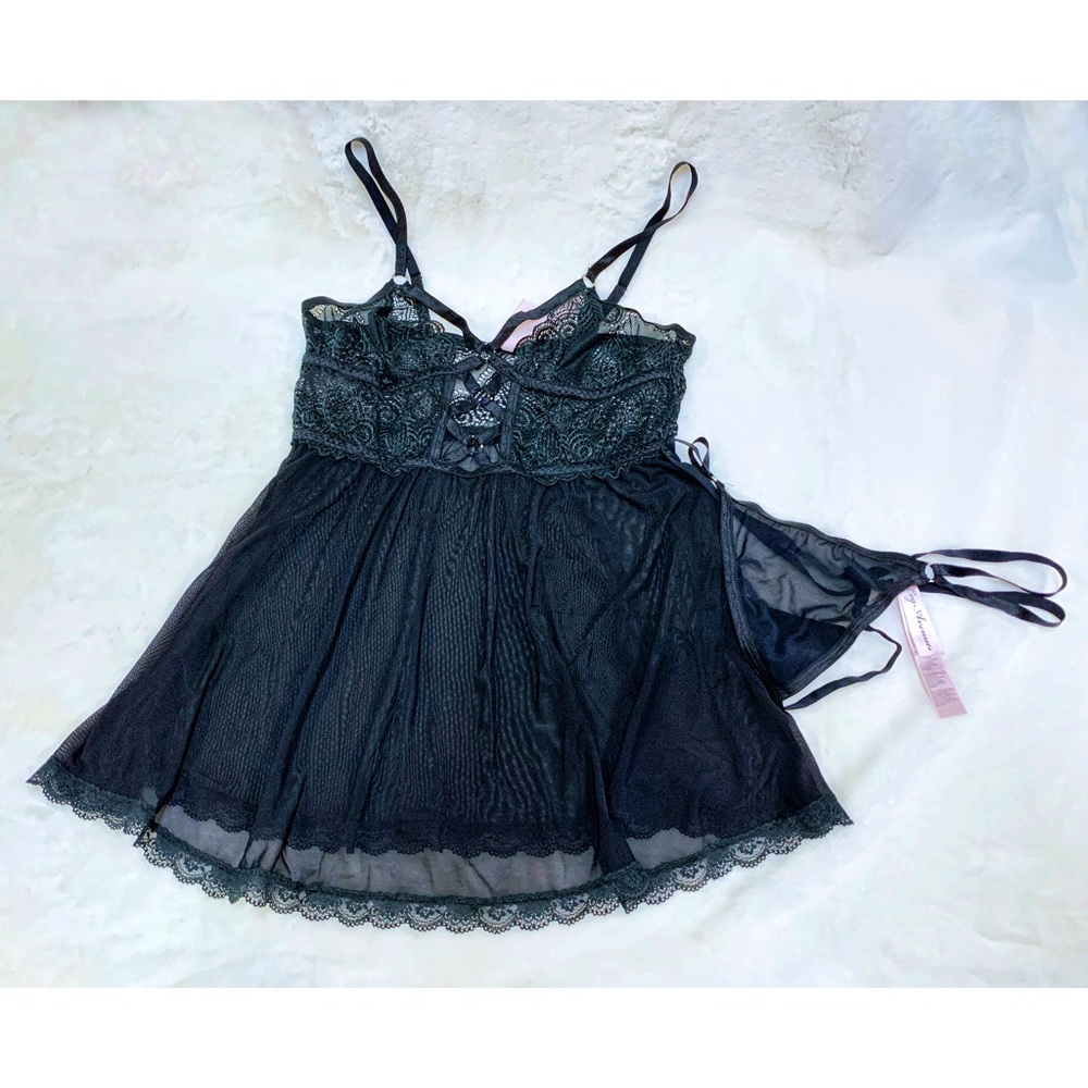 NWOT Leg Avenue Medium Allure Me Lace Babydoll Set